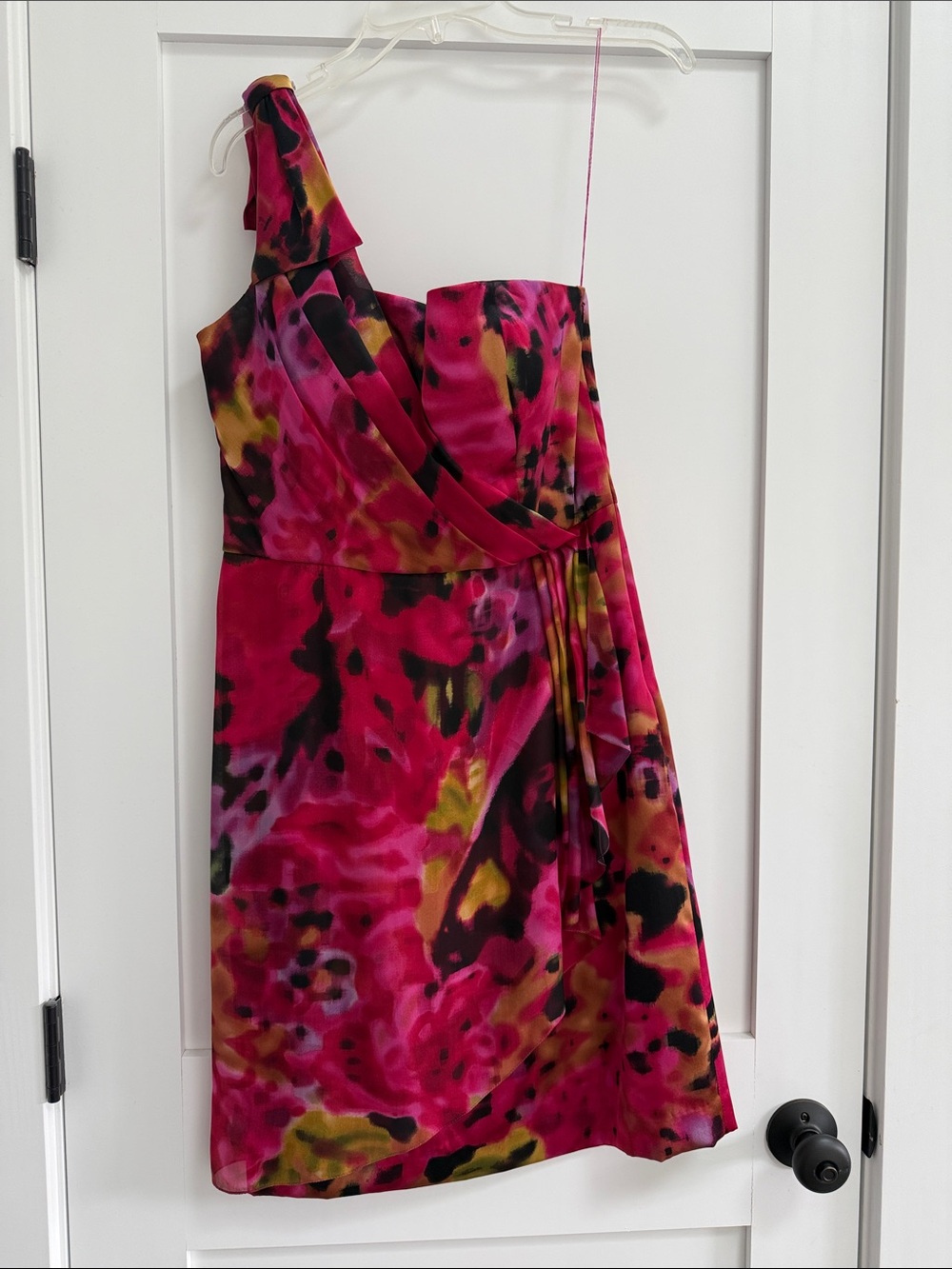 Kay Unger One-Shoulder Floral Silk Cocktail Dress in Fuchsia and Black